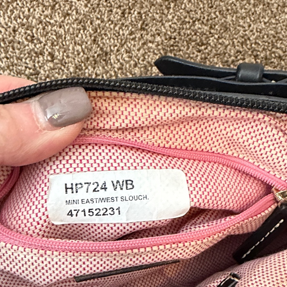 Dooney & Bourke Monogram Black and Gray Wristlet - Picture 8 of 9
